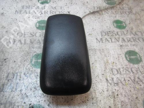 Podłokietnik / Konsola środkowa KIA CEE'D SW (ED)  846601H0000W