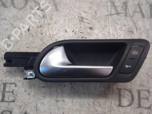 Used Front left interior door handle Front left interior door handle VW GOLF V (1K1) 1.9 TDI (105 hp) 3781923 3781923
