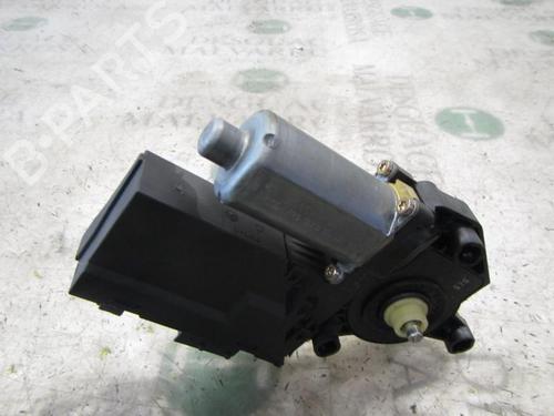 Right front window motor PEUGEOT 307 (3A/C) 2.0 HDi 90 | BP3825568E20 