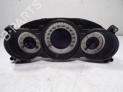Used Instrument cluster MERCEDES-BENZ CLS Shooting Brake (X218) CLS 250 CDI / BlueTEC / d (218.903, 218.904) (204 hp) 15065269