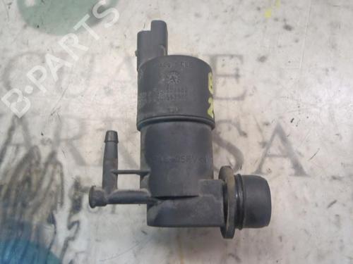 Used Washer pump Washer pump RENAULT MASCOTT Platform/Chassis (UH_, HH_) [1999-2005] 14268450 14268450