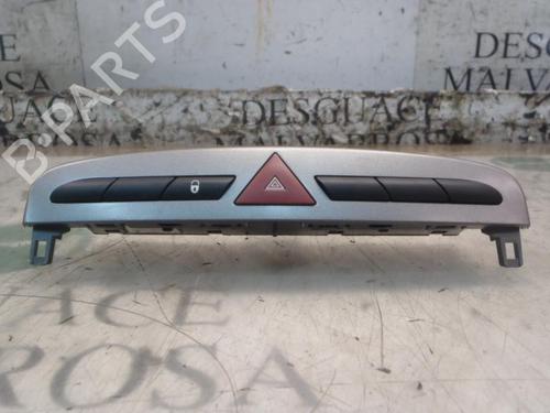 Used Warning switch PEUGEOT 308 I (4A_, 4C_) 1.6 HDi (109 hp) 3803609