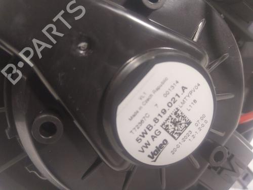 Heater blower motor VW GOLF VIII (CD1, DA1)  | BP18643848M62 