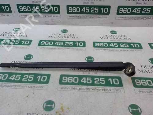 Used Front windshield wiper arm Front windshield wiper arm SEAT LEON (1P1) 1.9 TDI (105 hp) 3867824 3867824