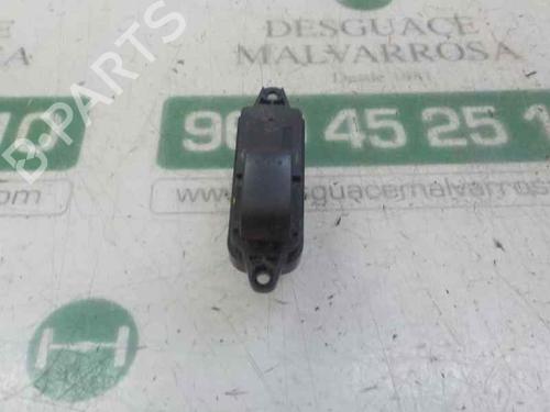 Used Right front window switch Right front window switch MAZDA 5 (CR) 2.0 CD (CR19) (143 hp) 4952827 4952827