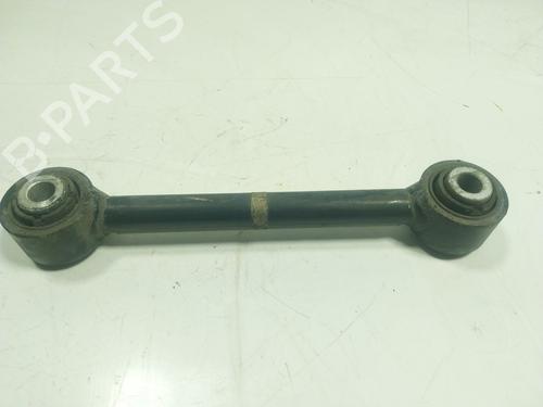 Right rear suspension arm KIA SORENTO III (UM) 2.2 CRDi 4WD | BP19058772M15 
