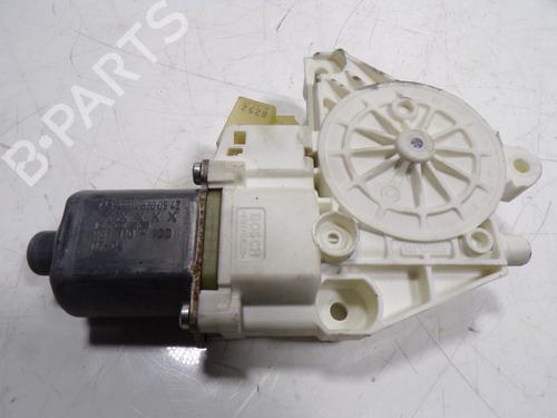 Left rear window motor MERCEDES-BENZ C-CLASS (W204)  | BP15277517E23 