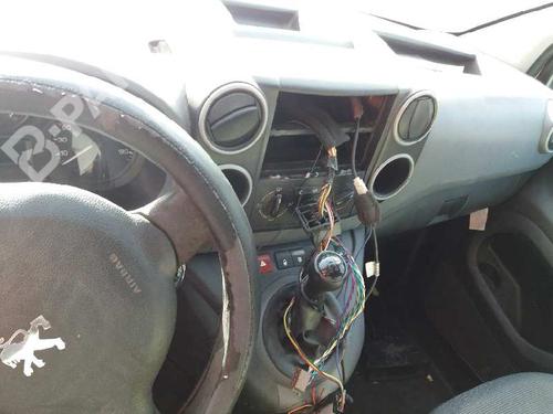 Expansion tank PEUGEOT PARTNER MPV (5_, G_) 1.6 HDi 75 | BP6916187C120  - Image 9