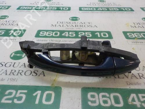 Used Rear left exterior door handle MERCEDES-BENZ C-CLASS (W203) [2000-2007]  3864998