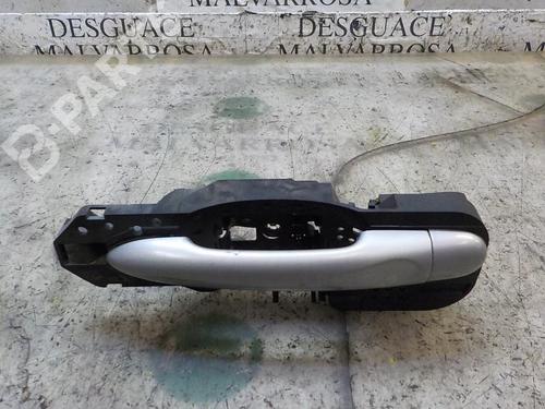 Used Rear left exterior door handle Rear left exterior door handle RENAULT MEGANE III Hatchback (BZ0/1_, B3_) 1.6 16V (BZ1B, BZ1H) (110 hp) 3998078 3998078