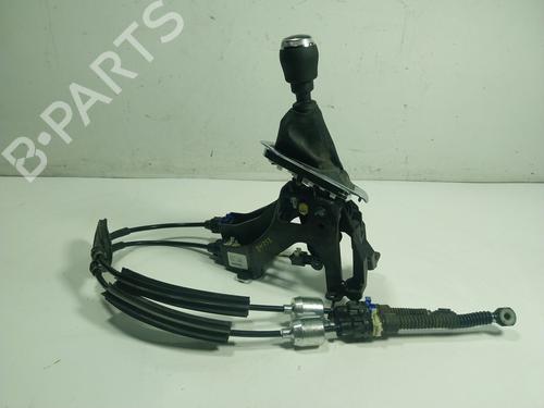 Used Gear lever Gear lever RENAULT CAPTUR II (HF_) LPG (HFMT) (101 hp) 17384579 17384579