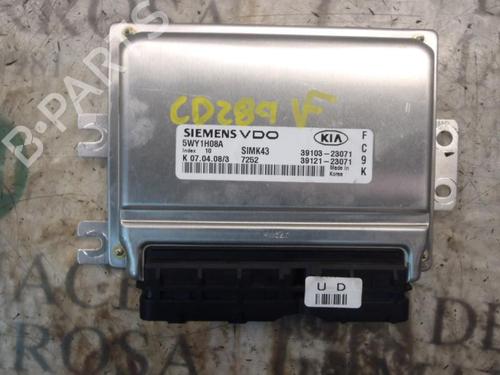 Used Engine control unit (ECU) KIA SPORTAGE II (JE_, KM_) 2.0 i 16V (141 hp) 3812733