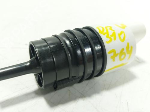 Used Washer pump BMW X5 (G05, F95) xDrive 40 d Mild-Hybrid (352 hp) 30361336