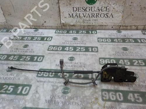 Used Hood lock VW TOURAN (1T1, 1T2) 2.0 TDI 16V (140 hp) 8771191