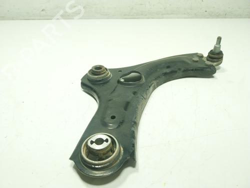 Used Right front suspension arm RENAULT CLIO V (B7_) 1.0 TCe 100 (B7MT) (101 hp) 30814074