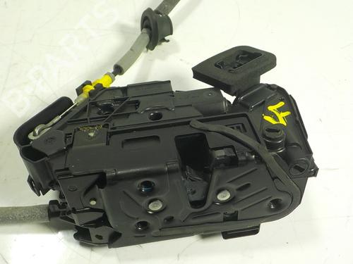 Used Rear right lock AUDI A3 Sportback (8YA, 8YF) 30 TDI (116 hp) 16663965
