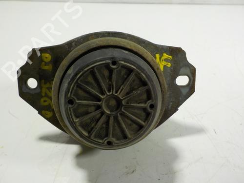 Engine mount LAND ROVER RANGE ROVER SPORT I (L320) 2.7 D 4x4 | BP11119144M89