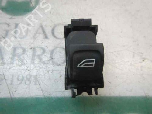 Used Right rear window switch Right rear window switch LAND ROVER FREELANDER 2 (L359) [2006-2015] 3877065 3877065