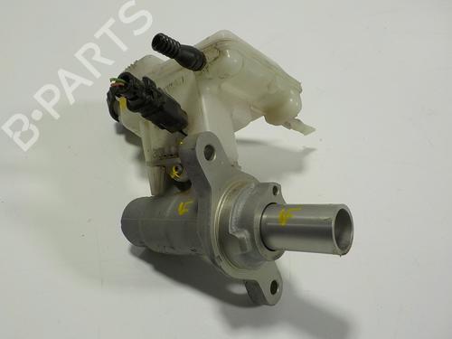 Used Brake master cylinder Brake master cylinder PEUGEOT 508 SW II (FC_, FJ_, F4_) 1.5 BlueHDi 130 (131 hp) 13883479 13883479