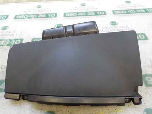 glove-box-peugeot-partner-tepee-2008-5579769 main image