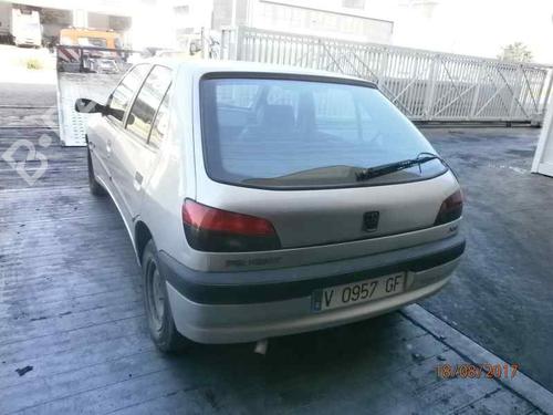 Right taillight PEUGEOT 306 Hatchback (7A, 7C, N3, N5)  | BP3846432C35 