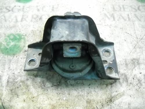 Used Engine mount NISSAN MICRA III (K12) 1.4 16V (88 hp) 9079583