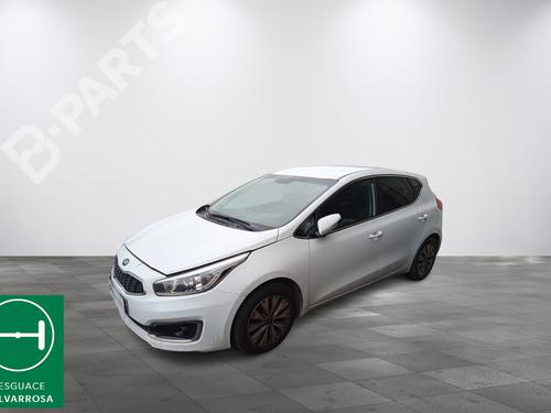 Used Parts KIA CEE'D (JD)  1.4 CRDi 90  945500