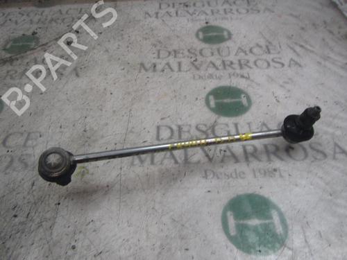 Used Right front suspension arm FIAT GRANDE PUNTO (199_) 1.4 (199AXB11, 199AXB1A, 199BXB1A, 199AXL1A) (77 hp) 14274079
