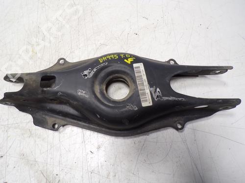 Used Right rear suspension arm Right rear suspension arm 8513325 8513325