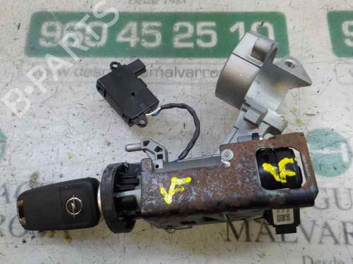 Used Electronic module Electronic module OPEL CORSA E (X15) 1.4 (08, 68) (90 hp) 14284221 14284221