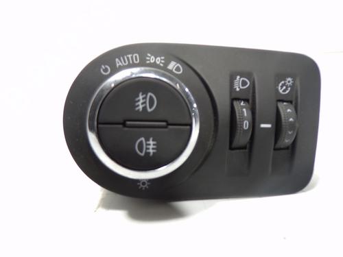 Used Headlight switch Headlight switch OPEL CORSA E (X15) 1.4 (08, 68) (90 hp) 11986989 11986989
