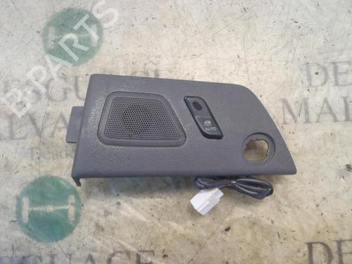 Used Right rear window switch KIA OPIRUS (GH) [2003-2012]  3805788