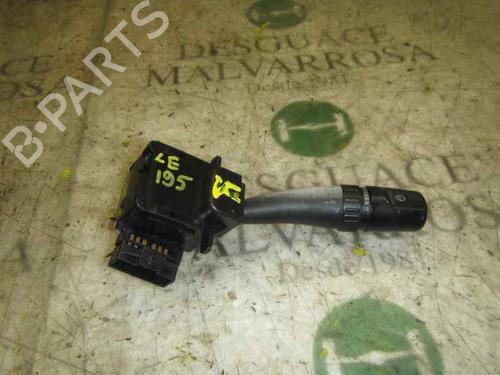 Used Steering column stalk HYUNDAI ELANTRA III Saloon (XD) 2.0 CRDi (113 hp) 3840030