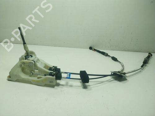 Used Gear lever KIA STONIC (YB) 1.0 T-GDi (120 hp) 18416283