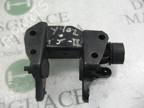 Used Engine mount NISSAN PRIMERA Hatchback (P11) [1996-2002]  9085769
