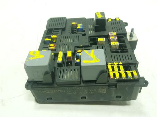 Used Fuse box Fuse box VOLVO XC60 II (246) D4 Polestar (200 hp) 27605772 27605772