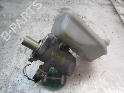Used Brake master cylinder RENAULT LAGUNA II Grandtour (KG0/1_) 2.2 dCi (KG0F) (150 hp) 3834843