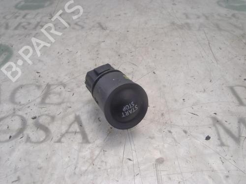 electronic-module-renault-megane-ii-saloon-lm01_-2003-3810348 main image
