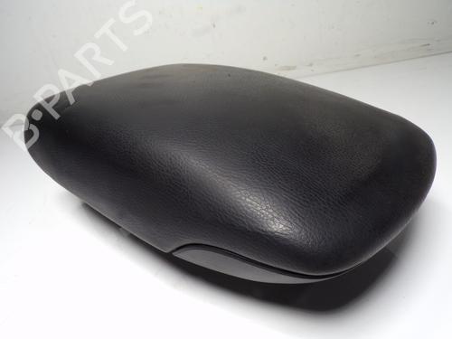 Used Armrest / Center console Armrest / Center console NISSAN PULSAR Hatchback (C13) 1.5 dCi (110 hp) 13735364 13735364