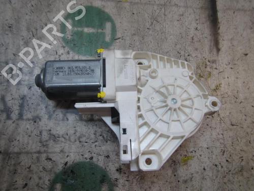 Used Right rear window motor SEAT ALHAMBRA (710, 711) 2.0 TDI (140 hp) 3841884