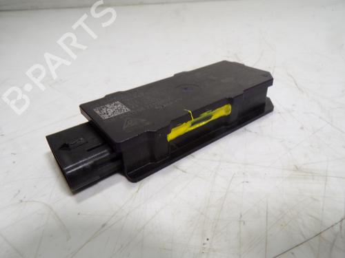 Used Electronic module Electronic module SEAT LEON Sportstourer (KL8, KLD) 1.5 eTSI (150 hp) 13537277 13537277