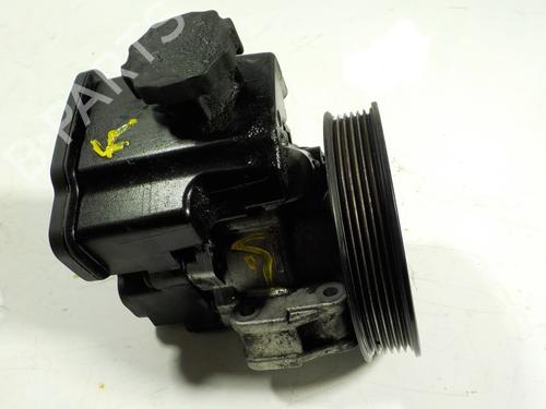 Used Steering pump Steering pump 7572617 7572617