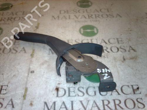 Used Hand brake Hand brake VOLVO S40 I (644) 2.0 T (160 hp) 8772235 8772235