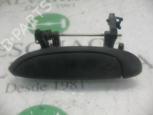 Used Rear left exterior door handle RENAULT CLIO II (BB_, CB_) [1998-2016]  3735960