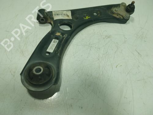 Used Right front suspension arm HYUNDAI i30 (PDE, PD, PDEN) 1.0 T-GDI hybrid 48V (120 hp) 17944788