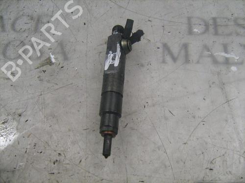 Used Injector Injector VOLVO S70 (874) 2.5 TDI (140 hp) 3747728 3747728