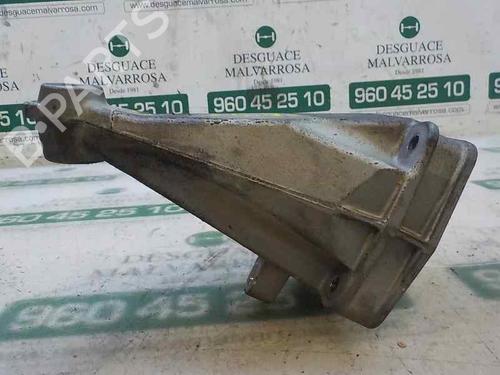Used Engine mount MERCEDES-BENZ SPRINTER 3-t Van (B906) [2006-2018]  9082346