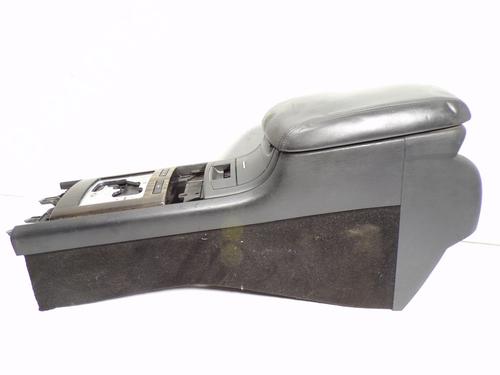 Used Armrest / Center console Armrest / Center console CITROËN C6 (TD_) 2.7 HDi (204 hp) 15359091 15359091