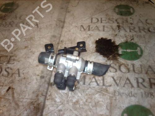 Used Thermostat housing Thermostat housing 14293519 14293519