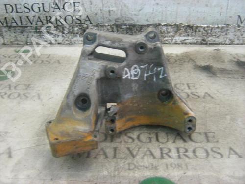 Used Engine mount Engine mount OPEL VECTRA B Hatchback (J96) 2.0 DTI 16V (F68) (101 hp) 9086520 9086520